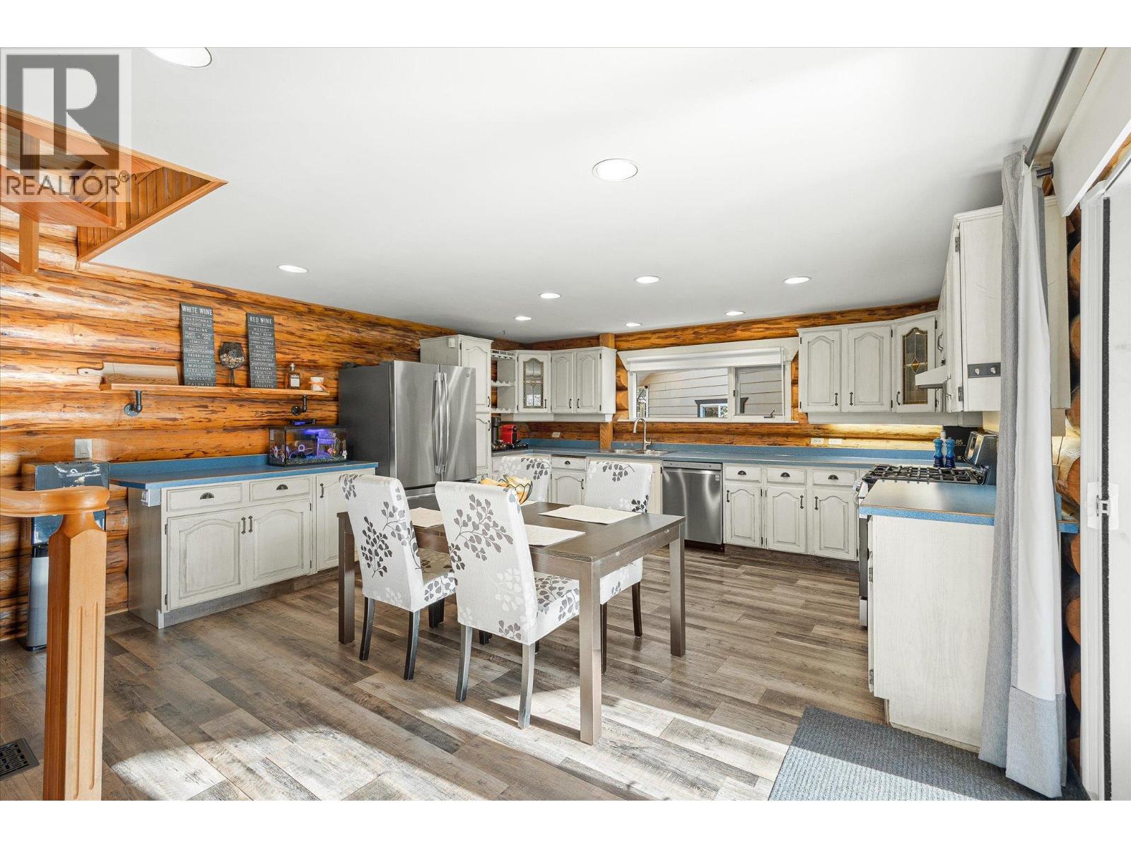  1725 Keloka Drive, West Kelowna