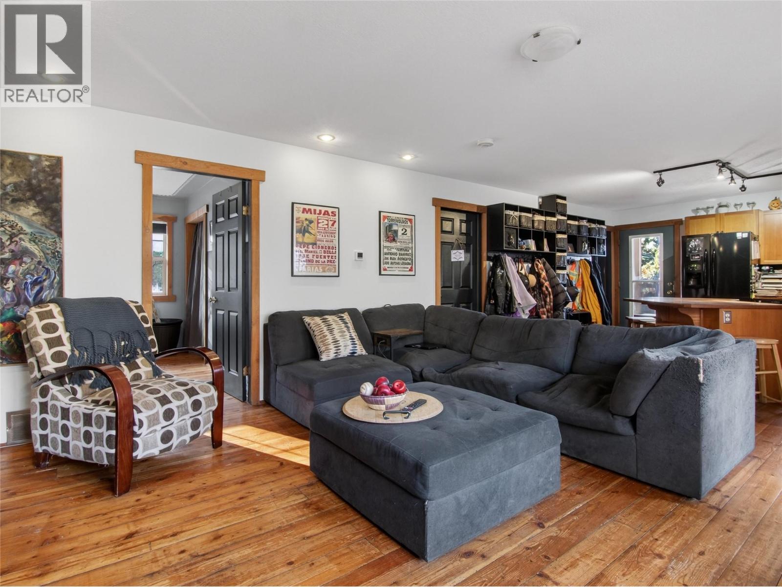 961 Robinson Avenue, Naramata