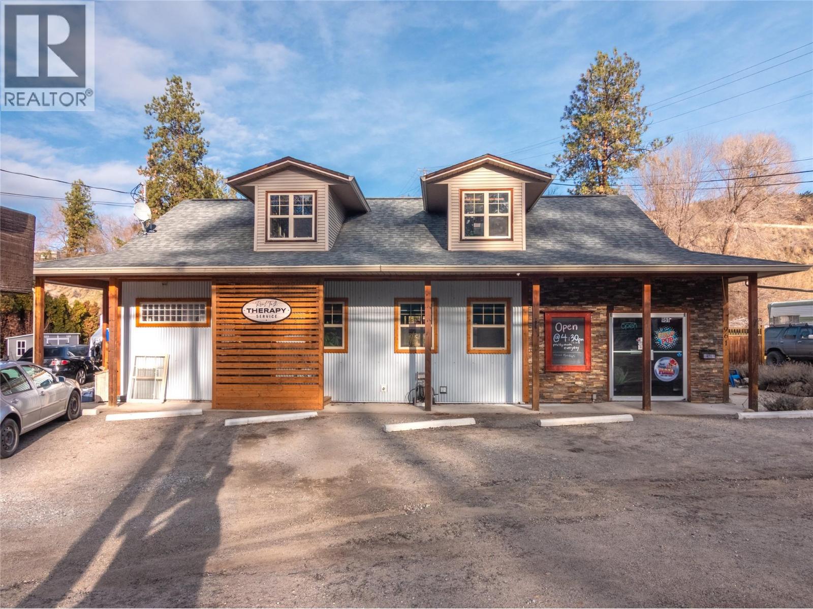 961 Robinson Avenue - 1
