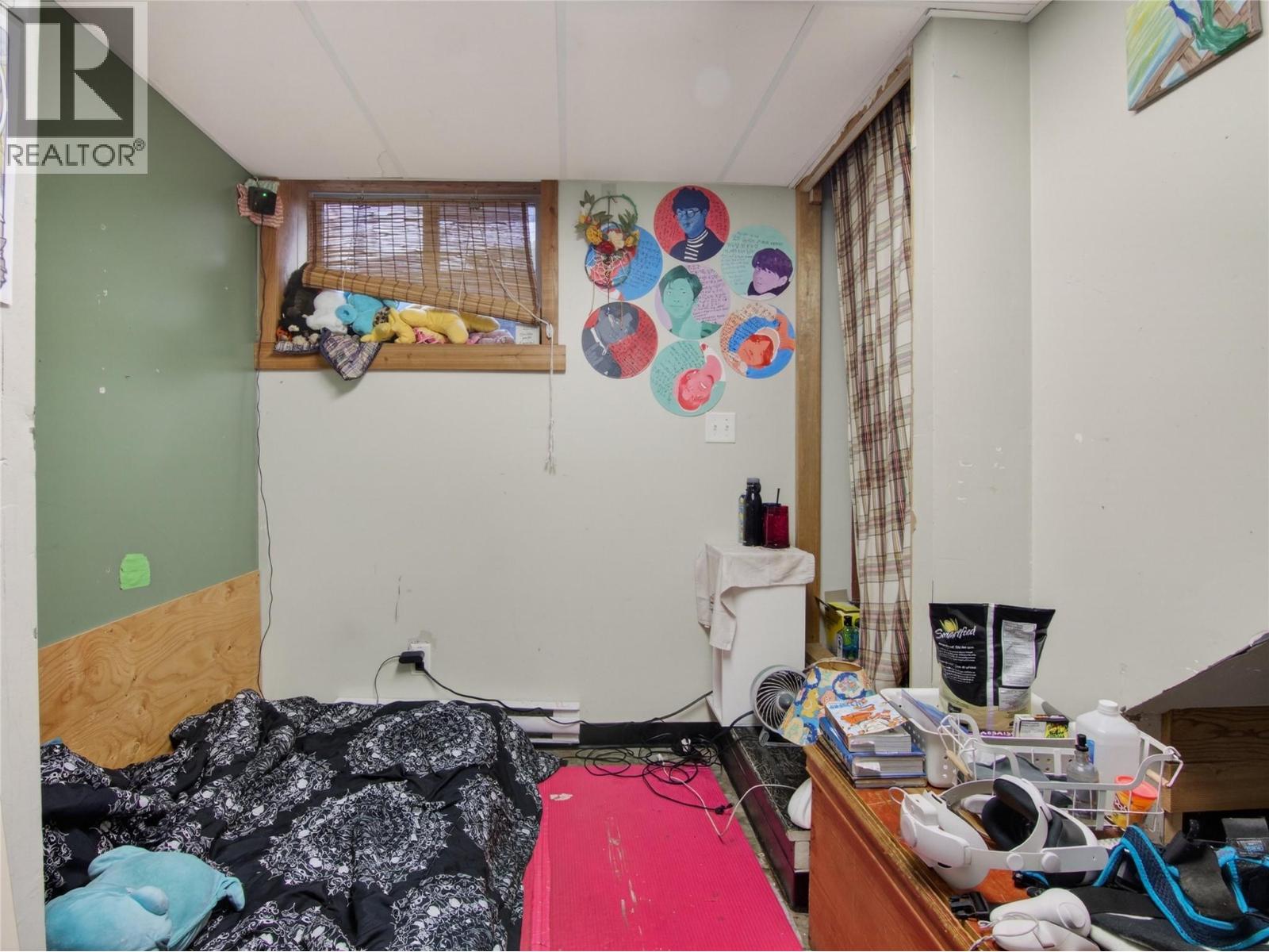 961 Robinson Avenue - 43