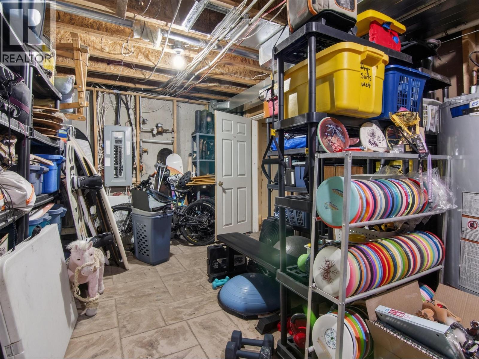 961 Robinson Avenue - 45