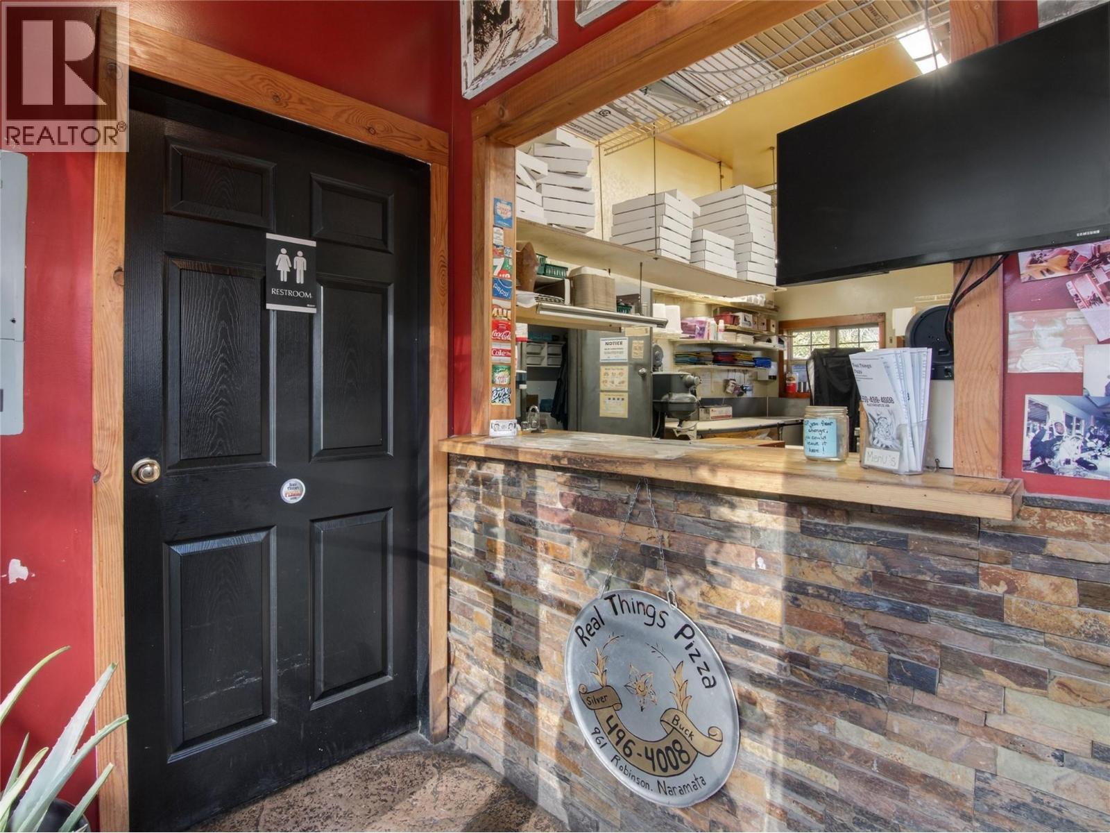 961 Robinson Avenue, Naramata