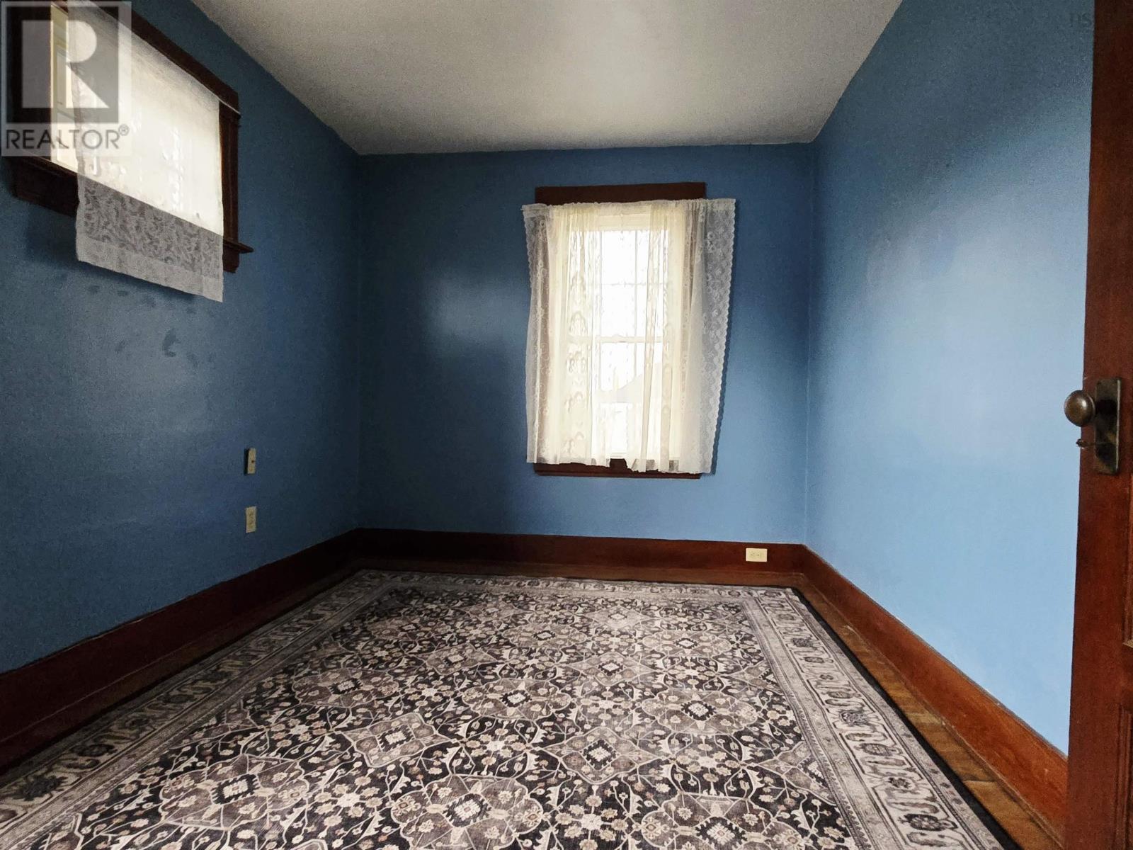 Property 20 of 33 of 24 Claremont Avenue