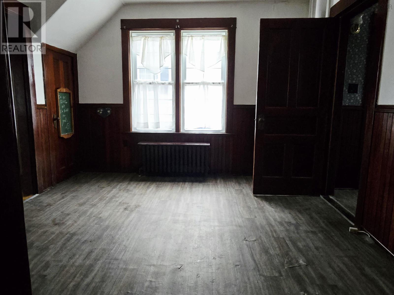 Property 9 of 33 of 24 Claremont Avenue