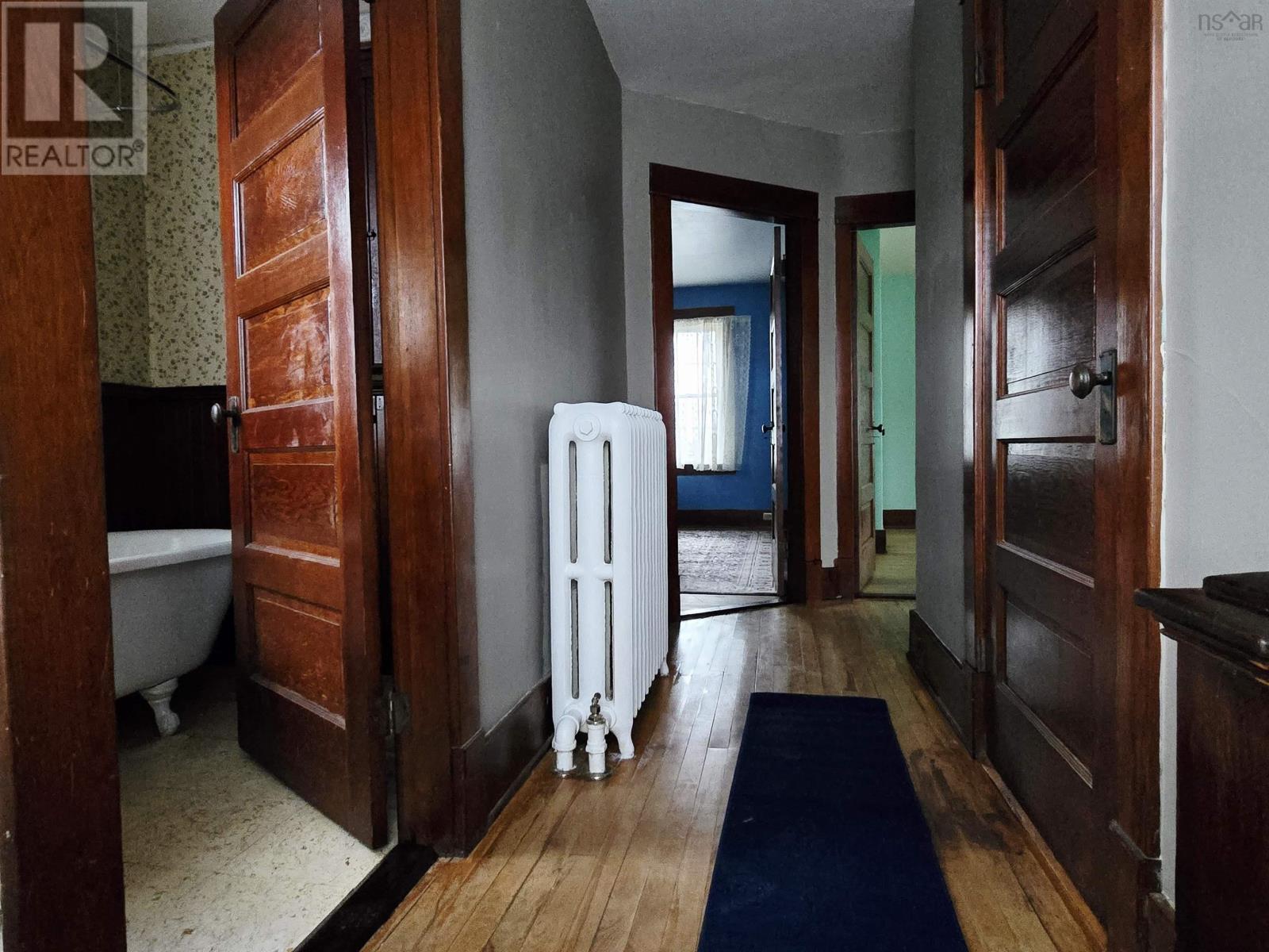 Property 16 of 33 of 24 Claremont Avenue