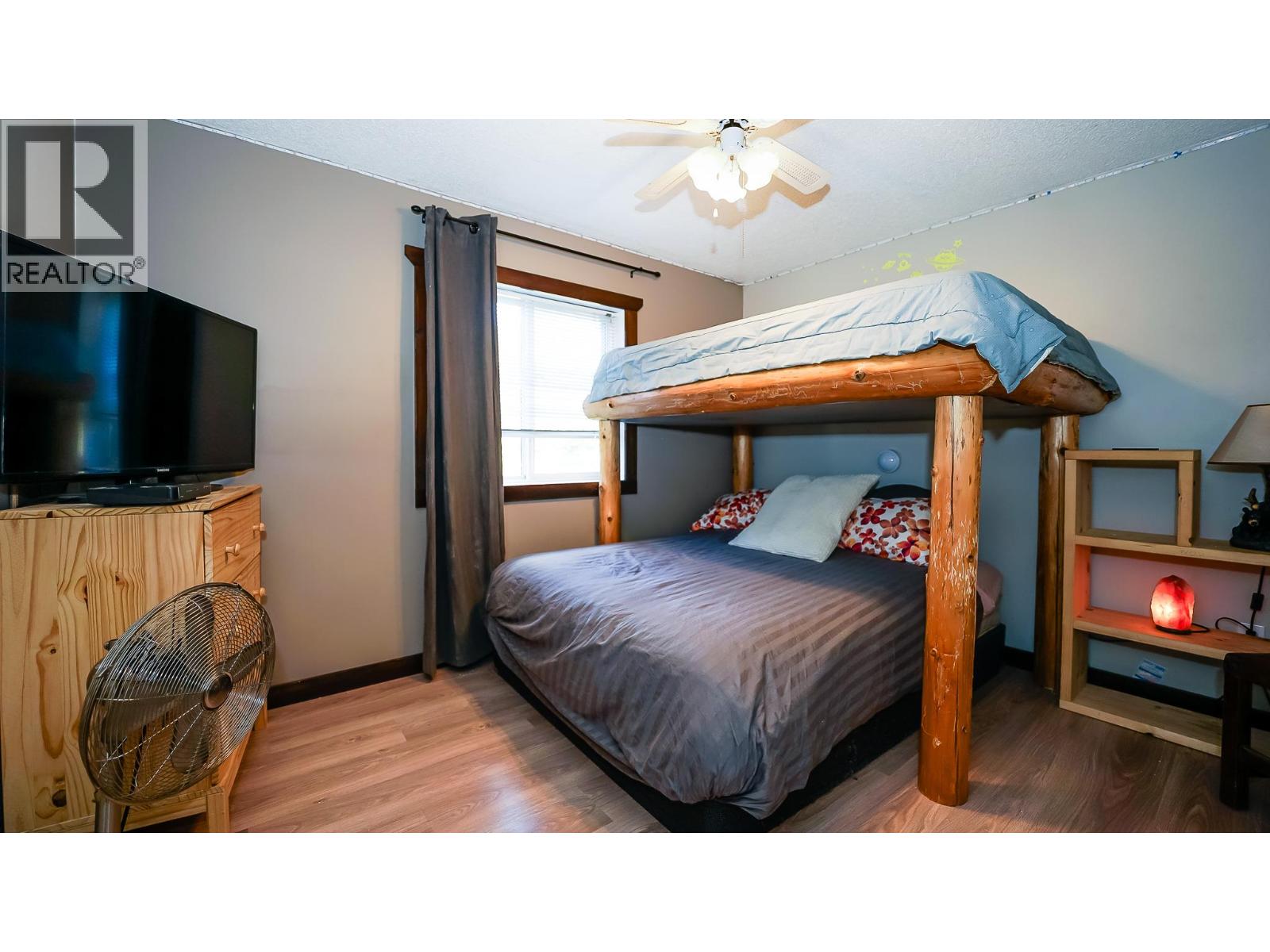 1740 ILLECILLEWAET ROAD - 6