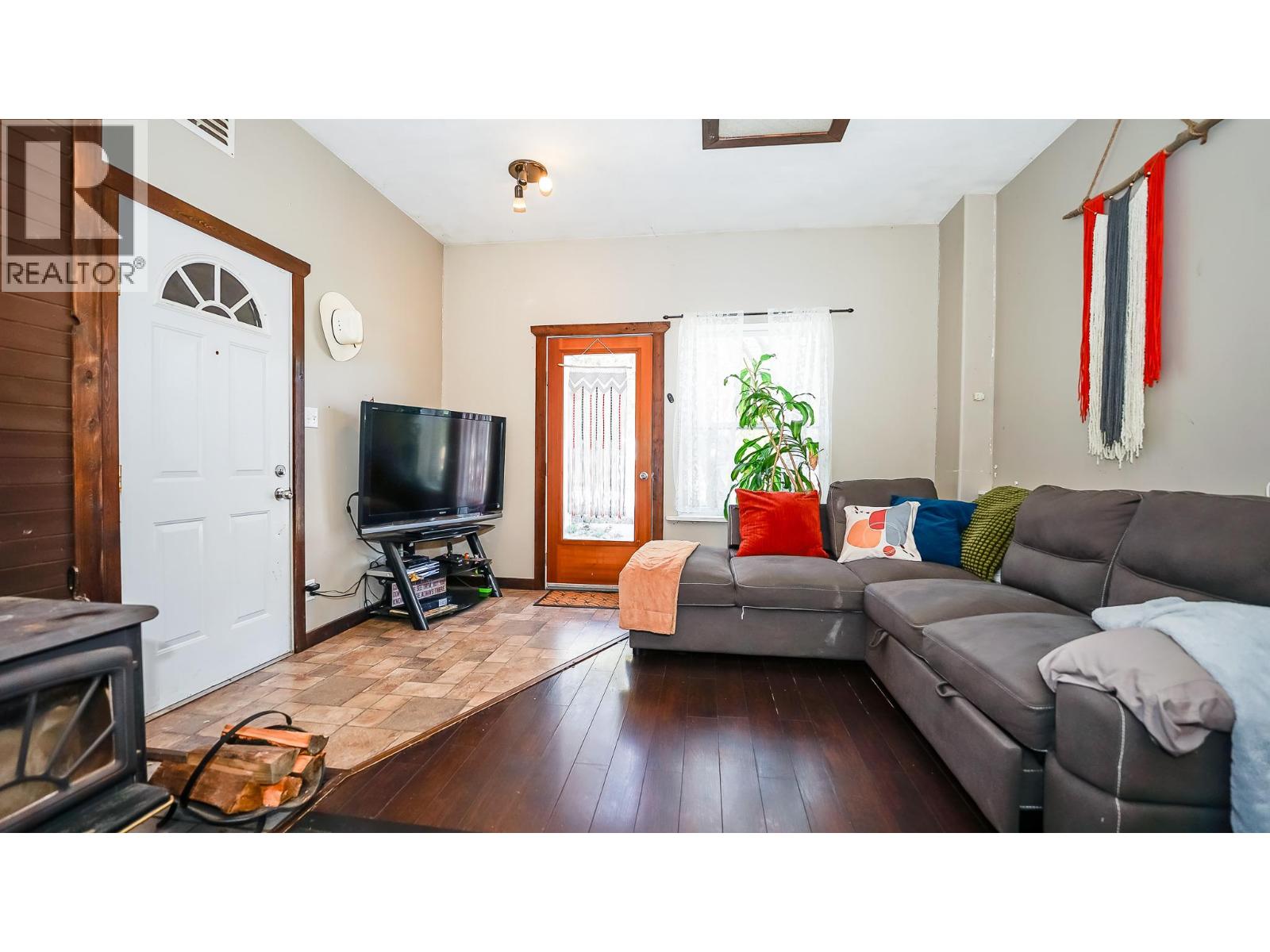 1740 ILLECILLEWAET ROAD - 7