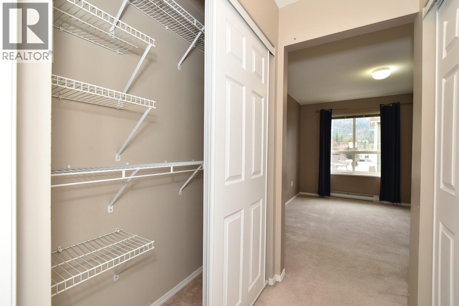 305 650 3 Street Southwest, Salmon Arm