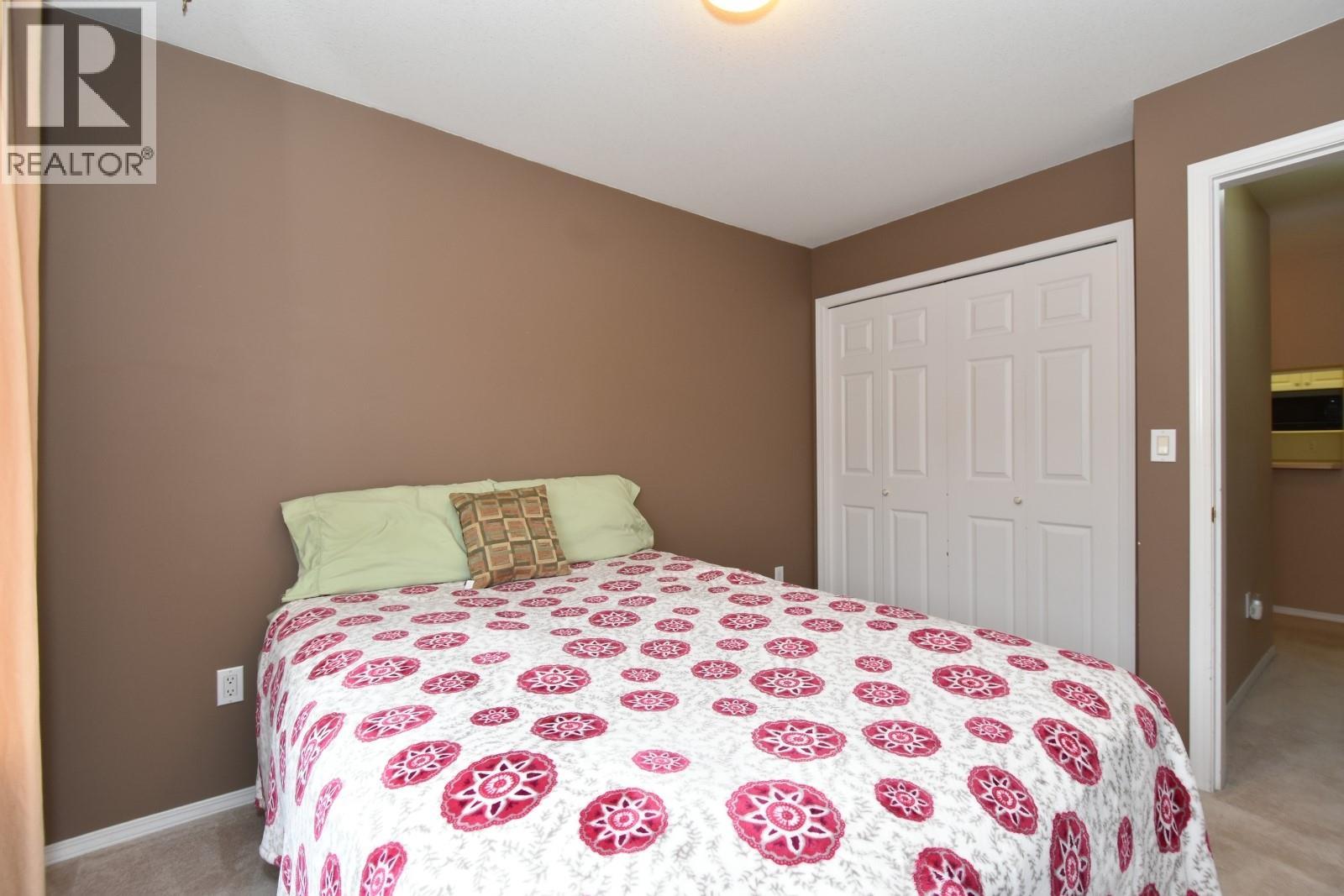 305 650 3 Street Southwest, Salmon Arm