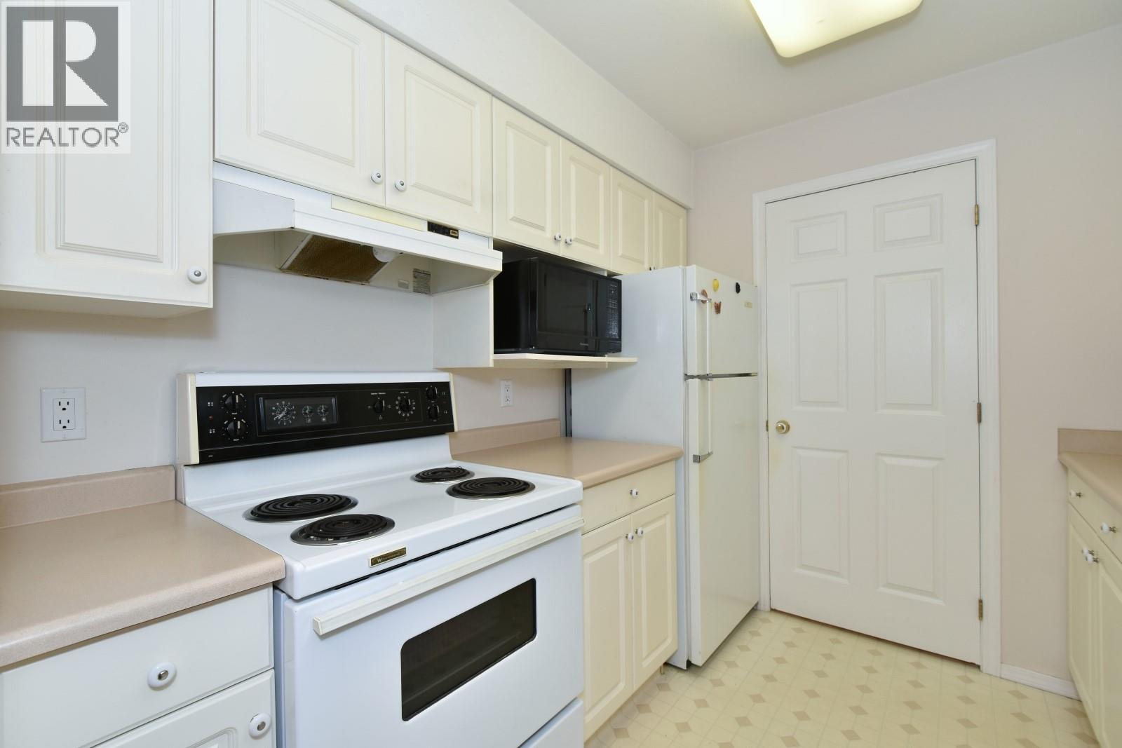 305 650 3 Street Southwest, Salmon Arm