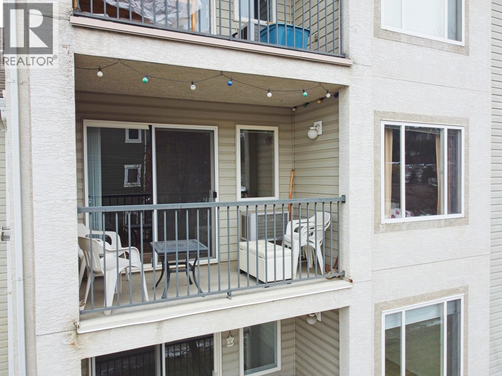 305 650 3 Street Southwest, Salmon Arm