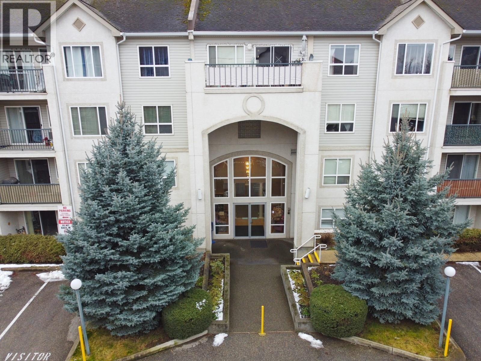 305 650 3 Street Southwest, Salmon Arm