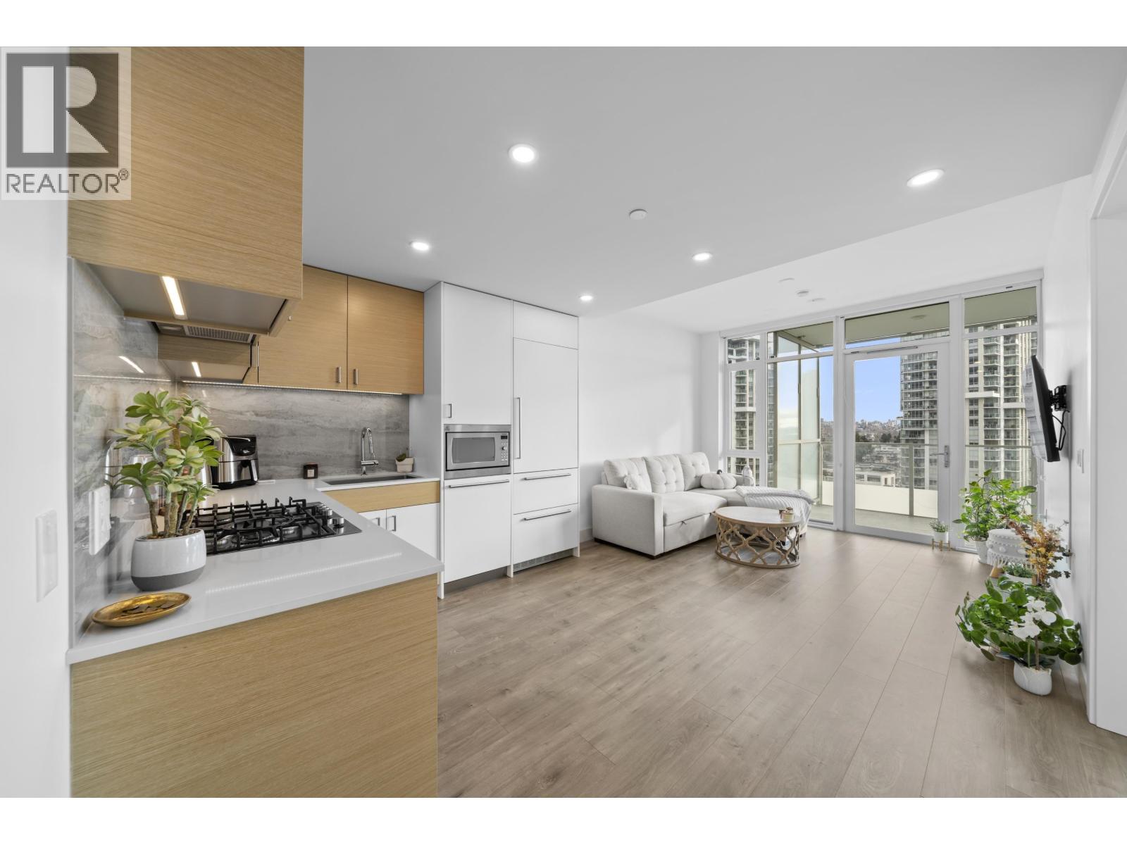 1003 200 KLAHANIE COURT, West Vancouver