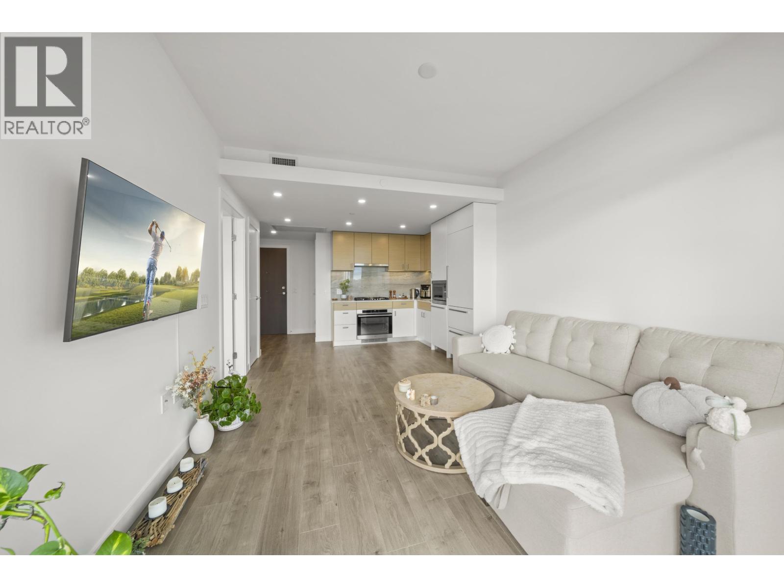 1003 200 KLAHANIE COURT, West Vancouver