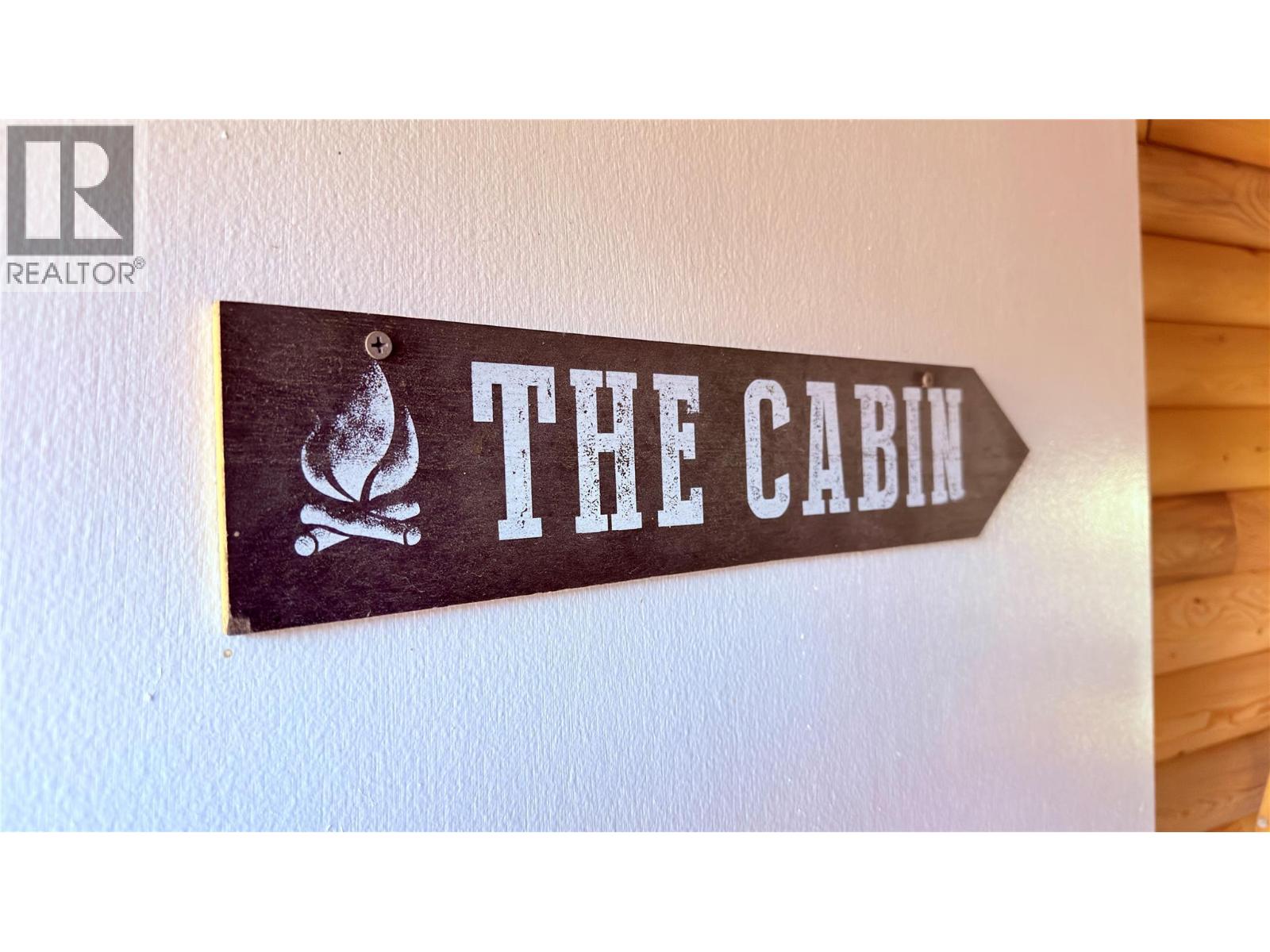 694 PALMERSTON AVENUE - 18