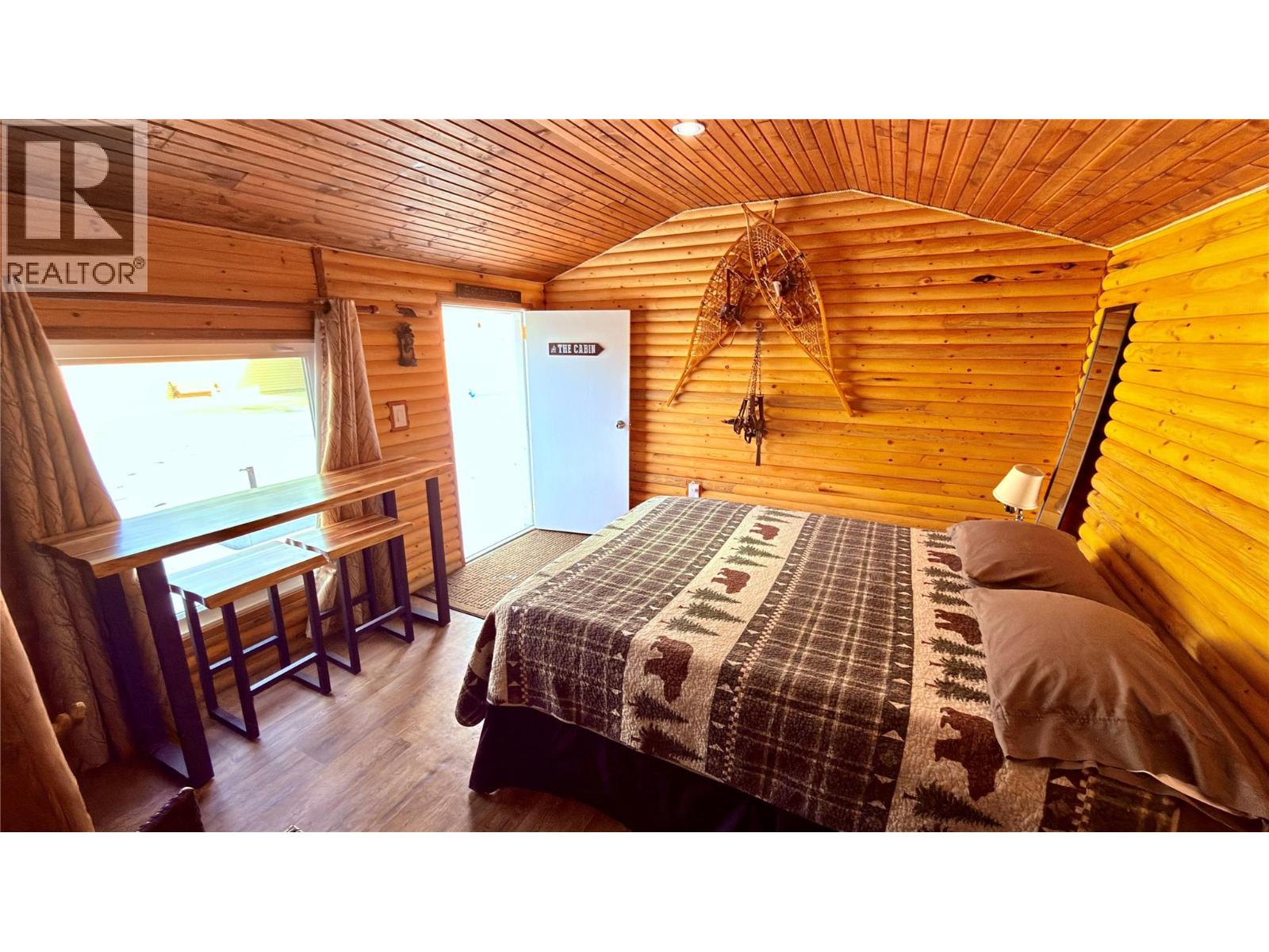 694 PALMERSTON AVENUE - 20