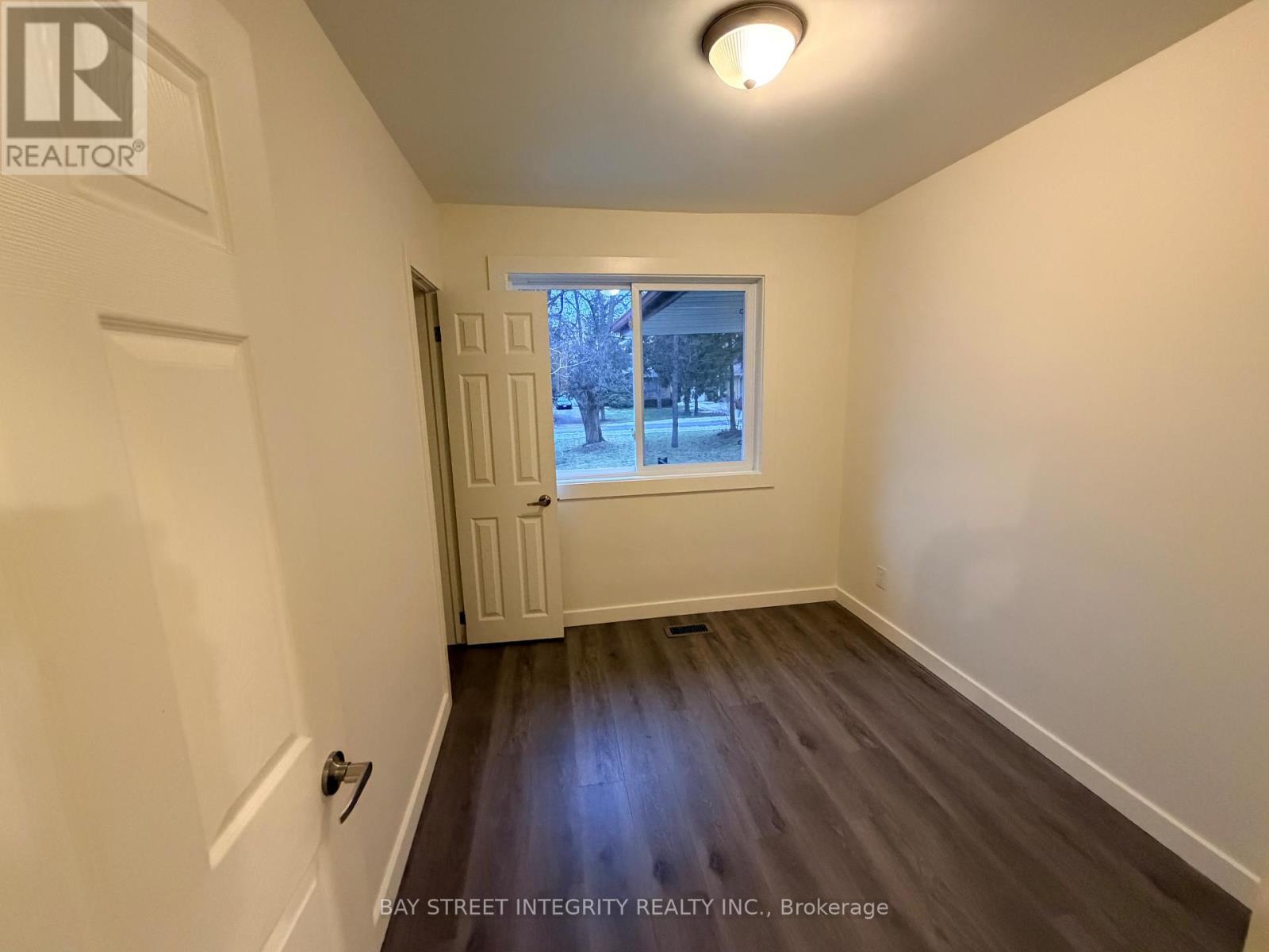 43 FAIRGLEN AVENUE - Photo 5 of 13, Toronto (L'Amoreaux), Ontario