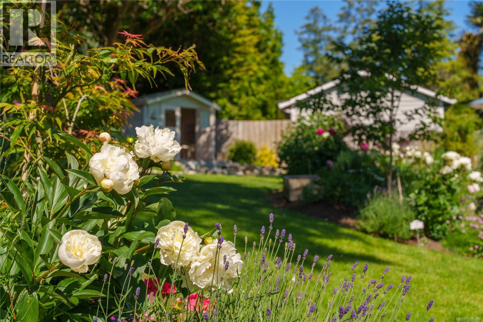  2780 Arbutus Road, Saanich