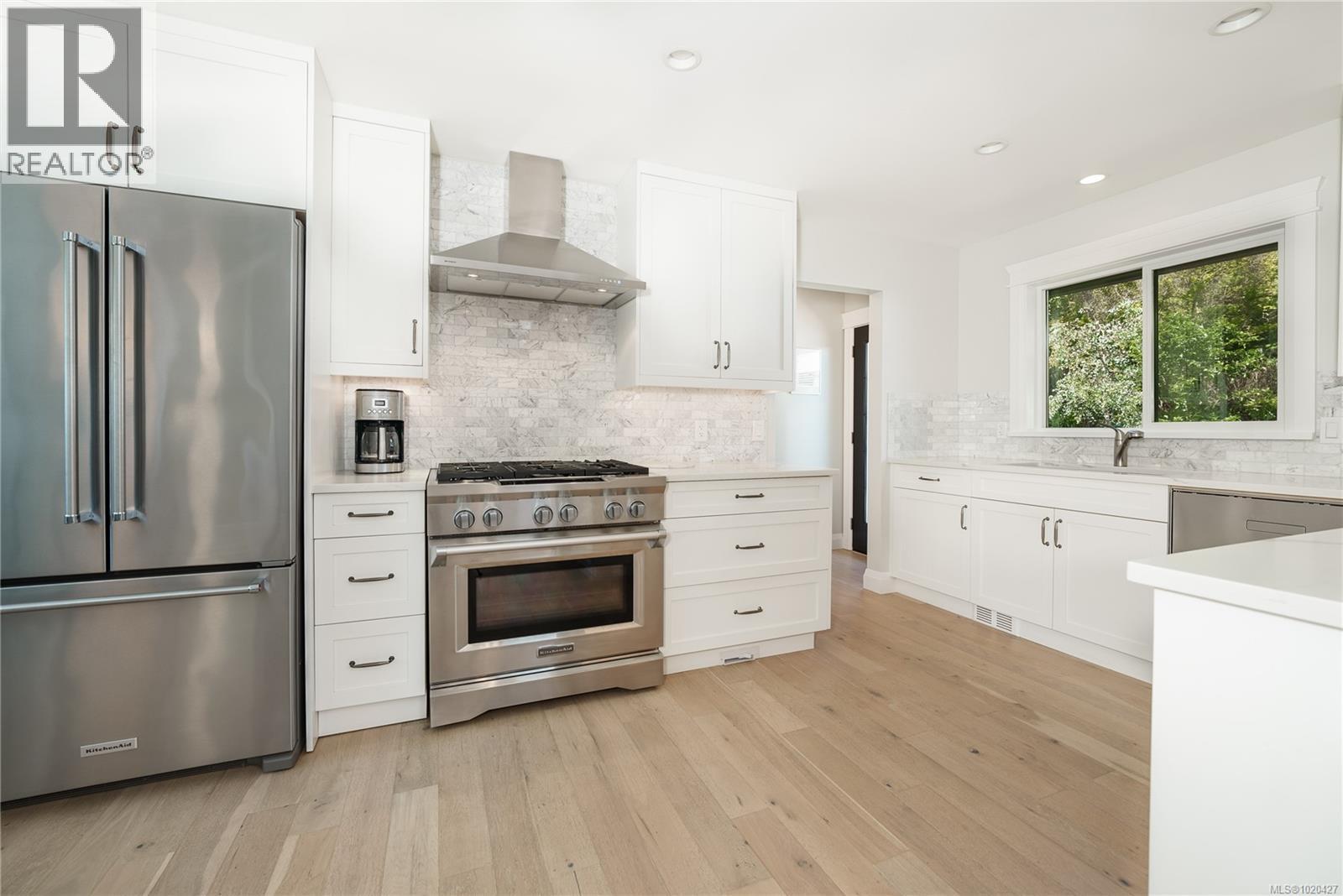  2780 Arbutus Road, Saanich