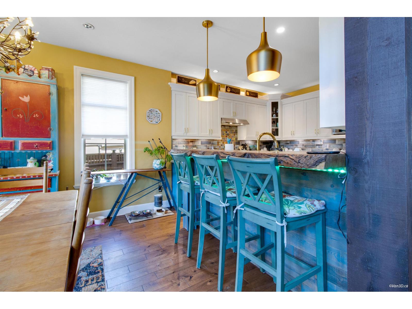 15 1911 WOODSIDE BOULEVARD, Mt Woodside, Agassiz