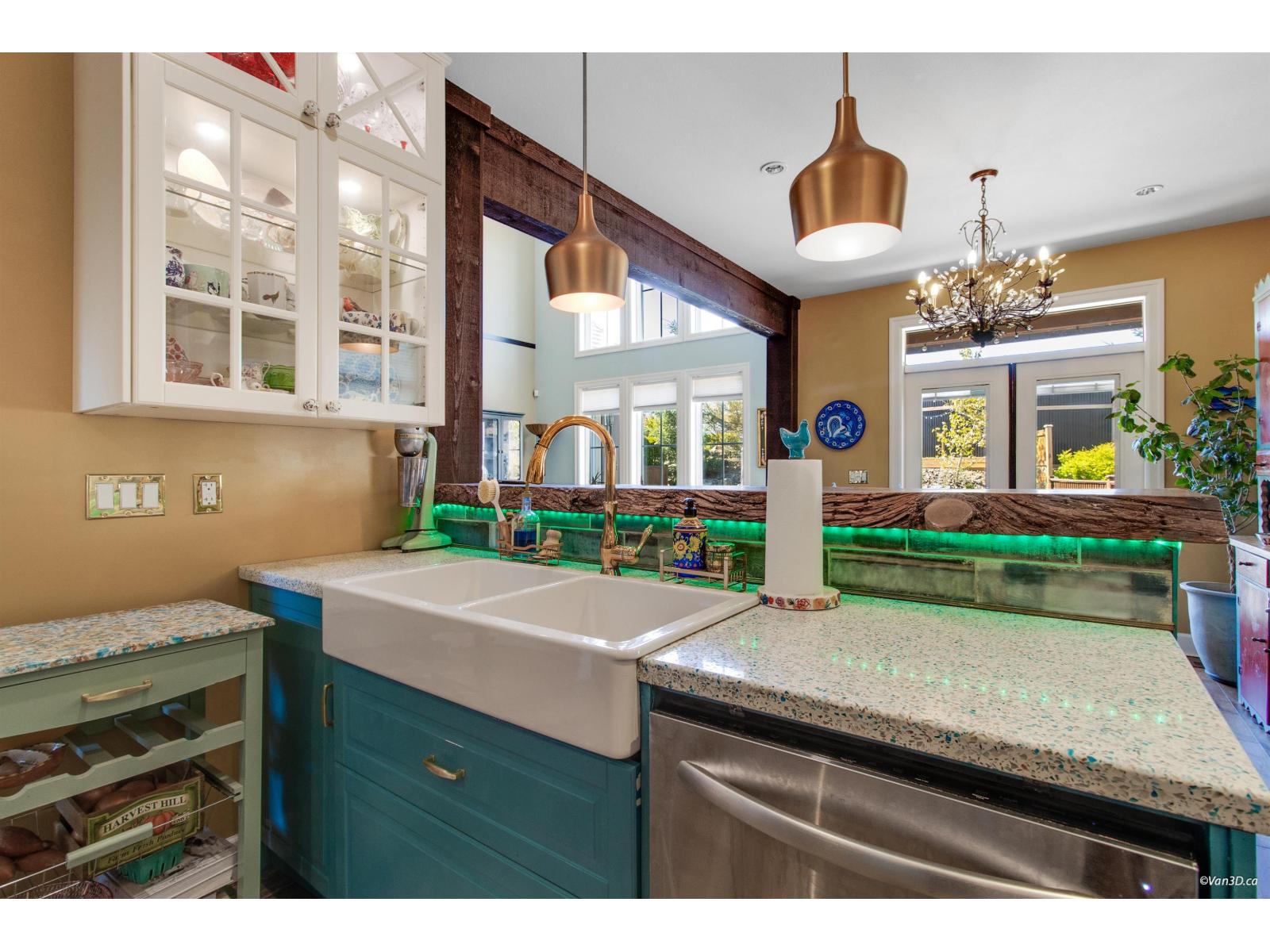 15 1911 WOODSIDE BOULEVARD, Mt Woodside, Agassiz