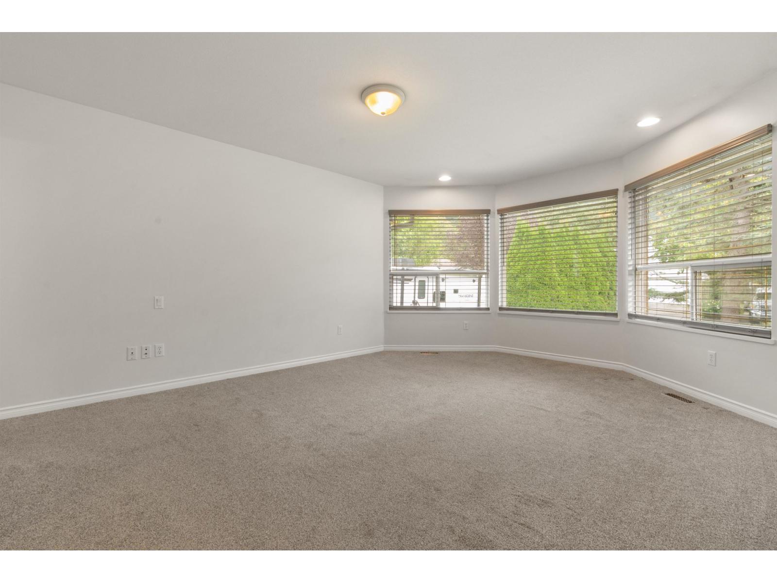 322 MIAMI RIVER DRIVE, Harrison Hot Springs, Harrison Hot Springs