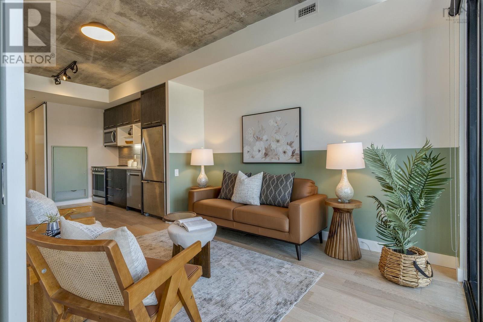 Property 7 of 32 of 612 1048 Wellington Street