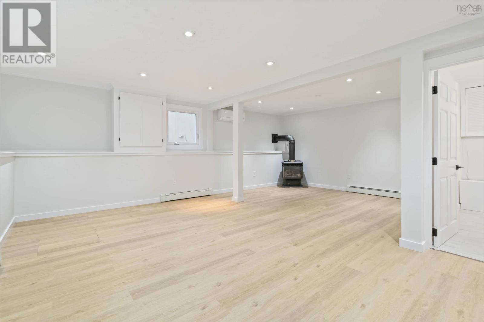 Property 28 of 41 of 26 Village Crescent