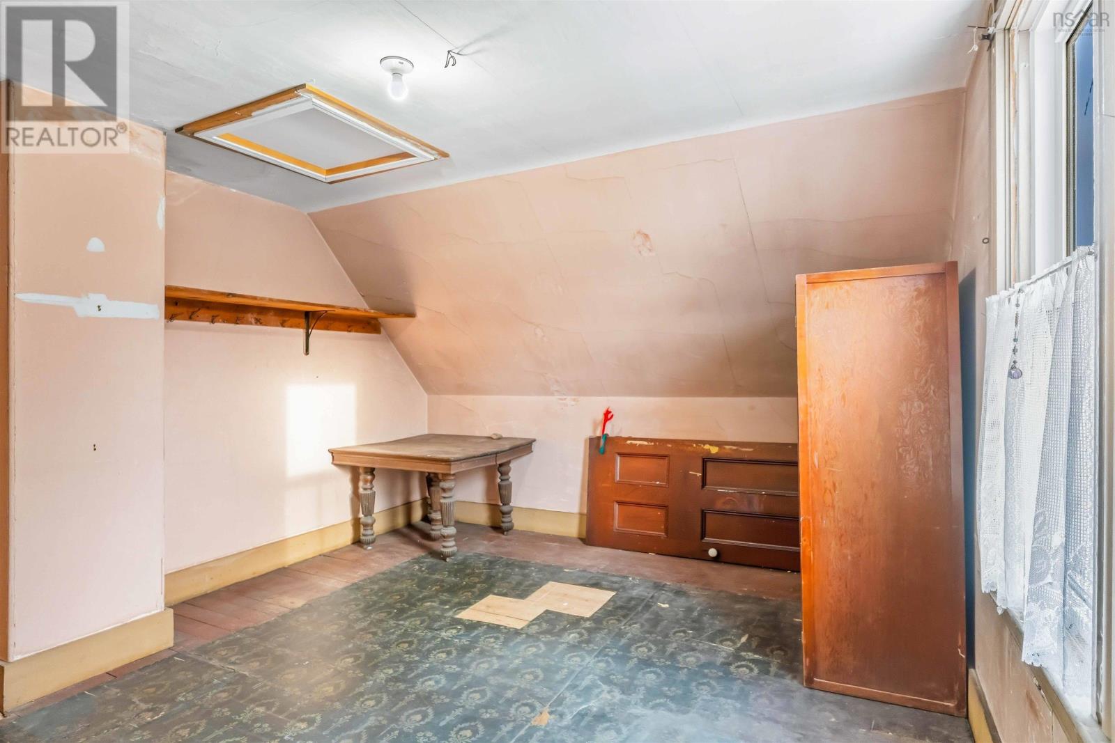 Property 45 of 49 of 336 Gray Street