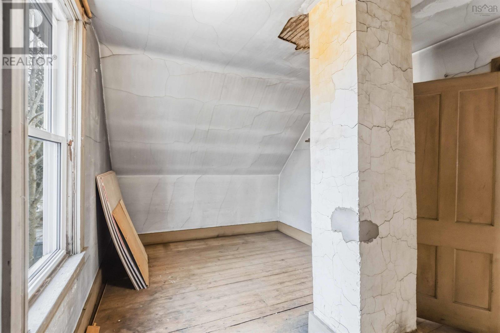 Property 41 of 49 of 336 Gray Street