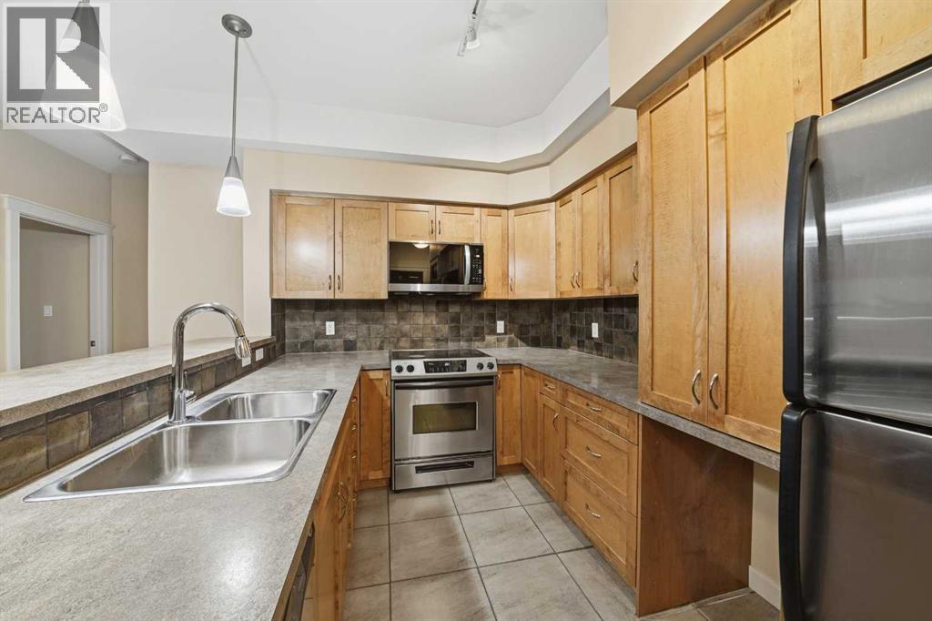 100 Lakeway Boulevard, Sylvan Lake