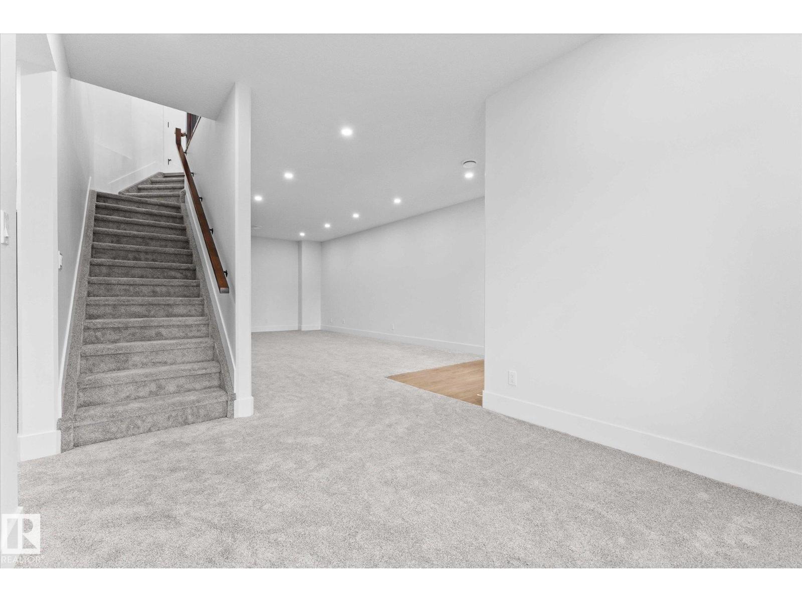 325 MEADOWVIEW DR - 35