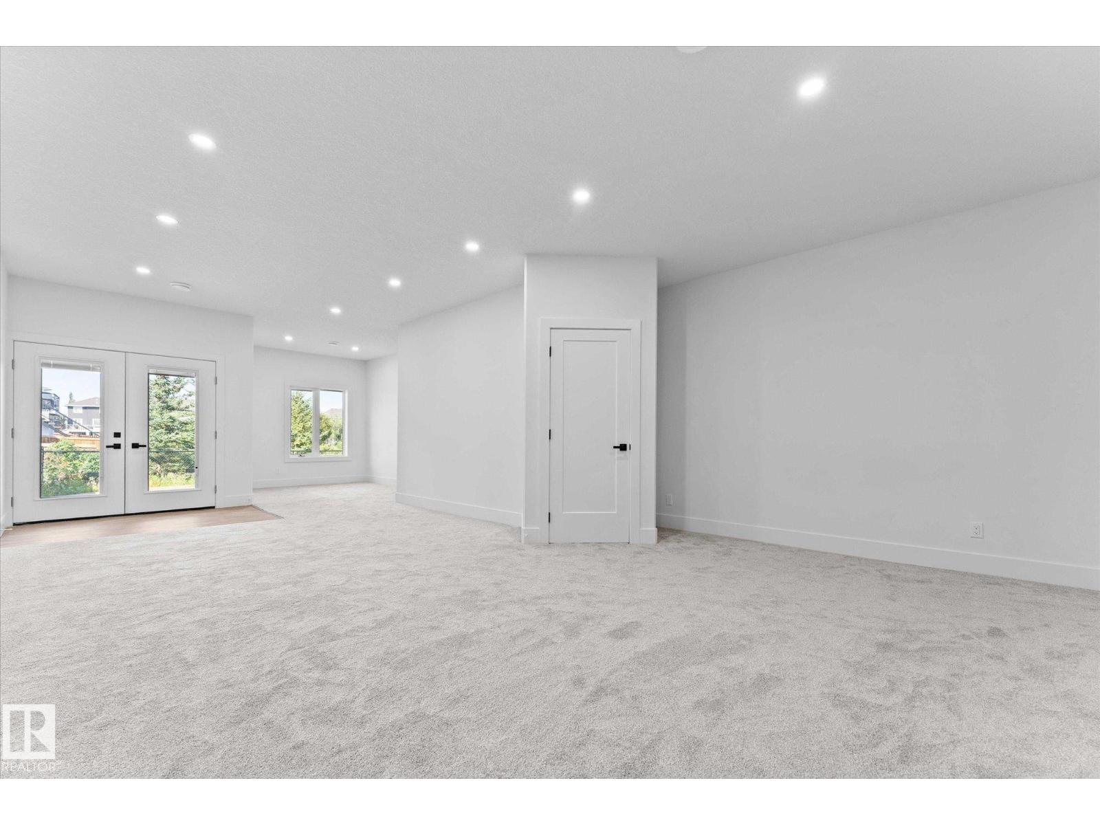 325 MEADOWVIEW DR - 38