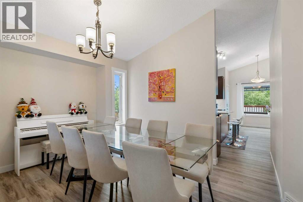 Single Family House Bi-level for Sale in  Hawkstone Drive NW Hawkwood Calgary 