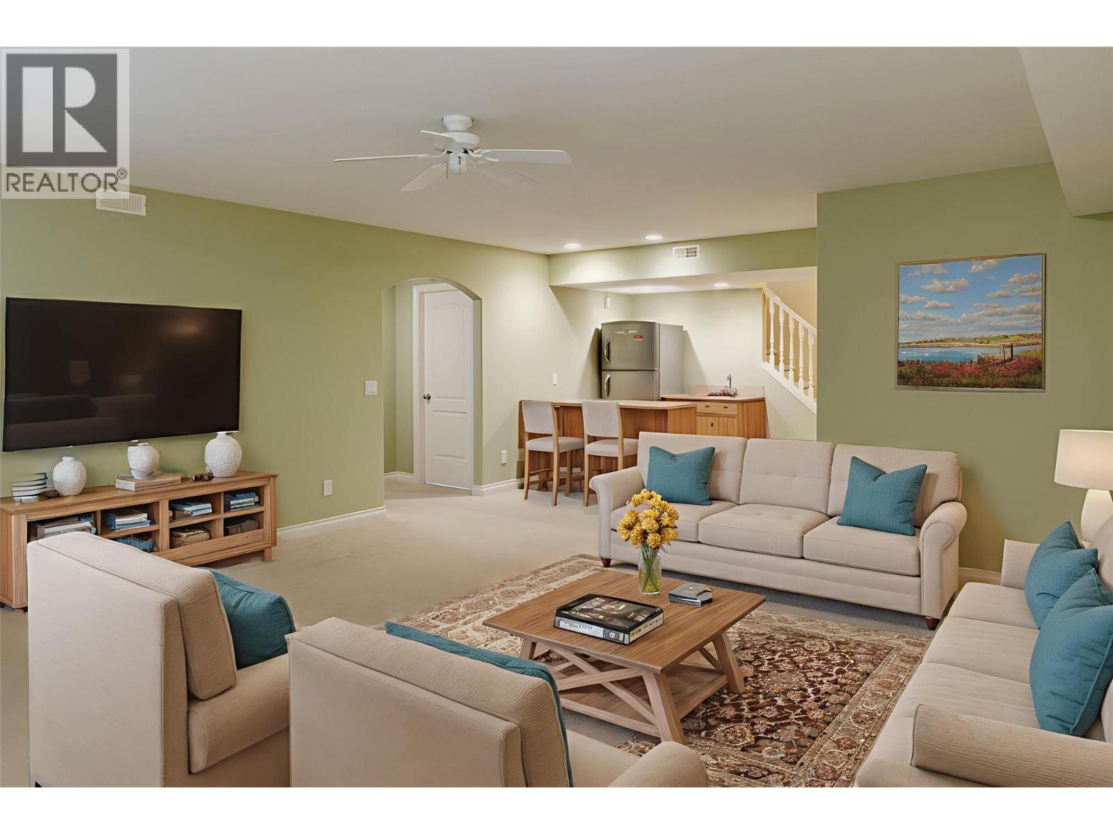  371 MCCARREN Avenue, Kelowna