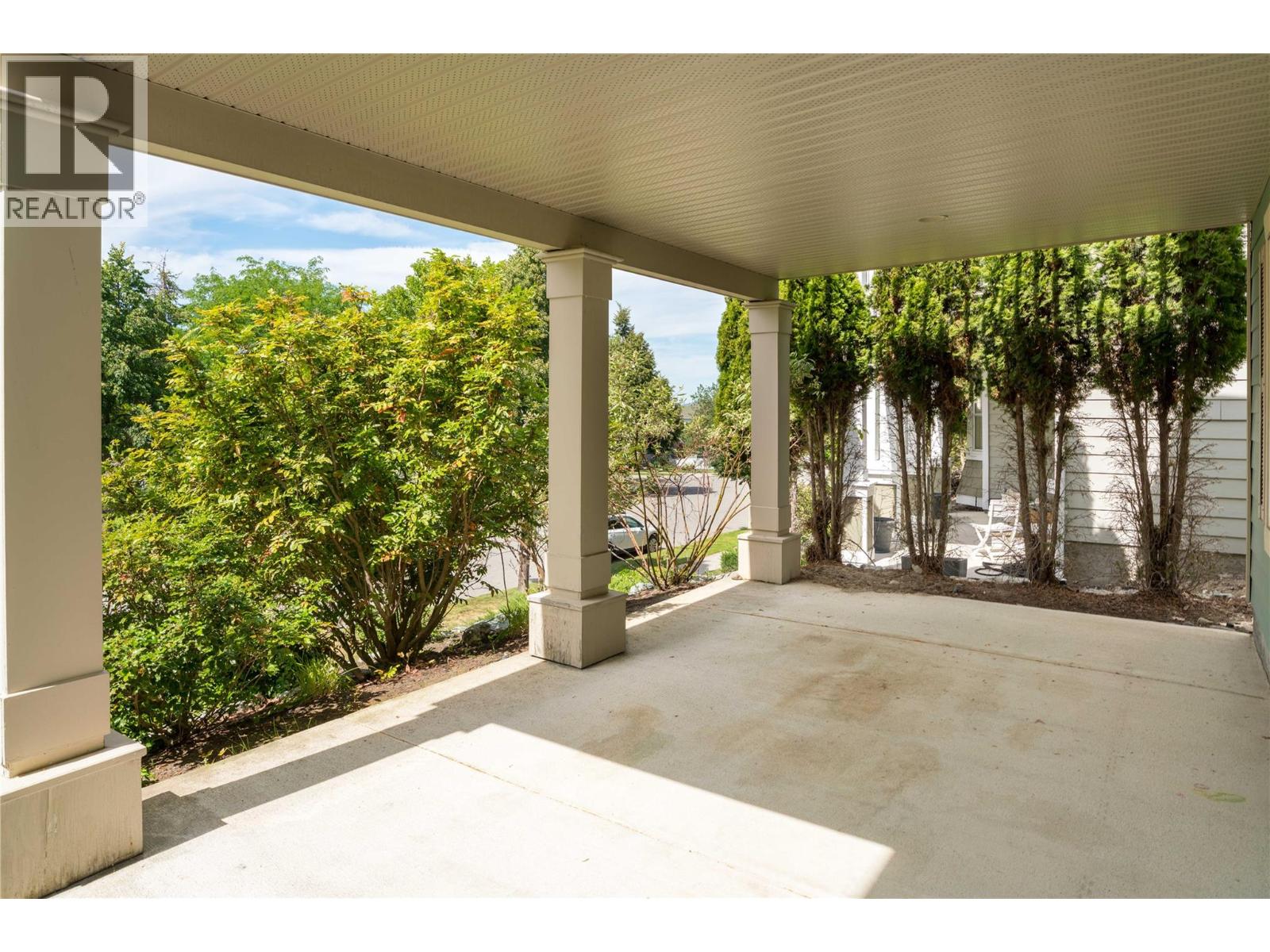  371 MCCARREN Avenue, Kelowna