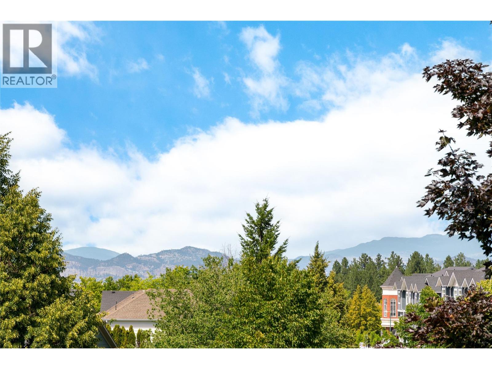  371 MCCARREN Avenue, Kelowna