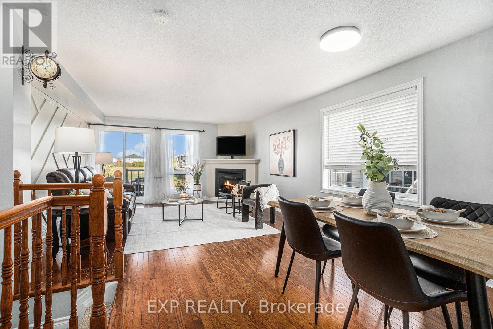 Dining Room to living room - open concept