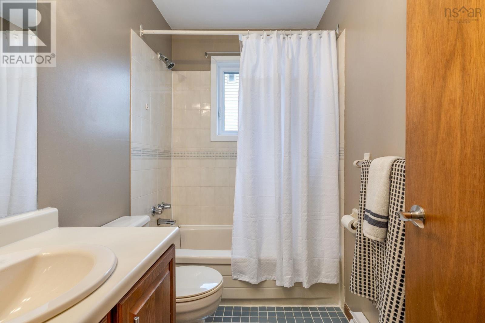 Property 24 of 44 of 52 Silistria Drive