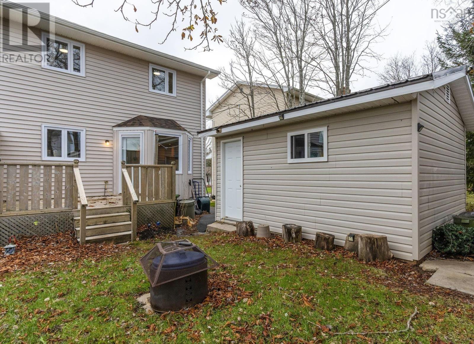 Property 3 of 44 of 52 Silistria Drive