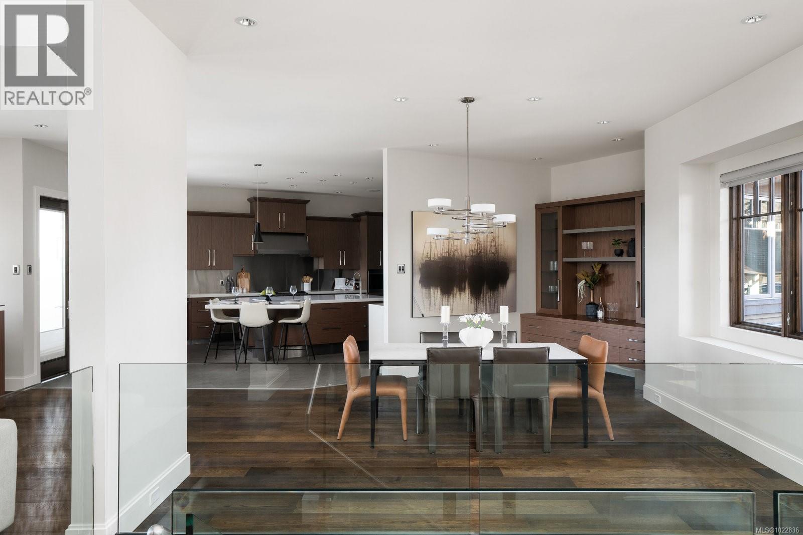  1098 Bearspaw Plateau, Langford