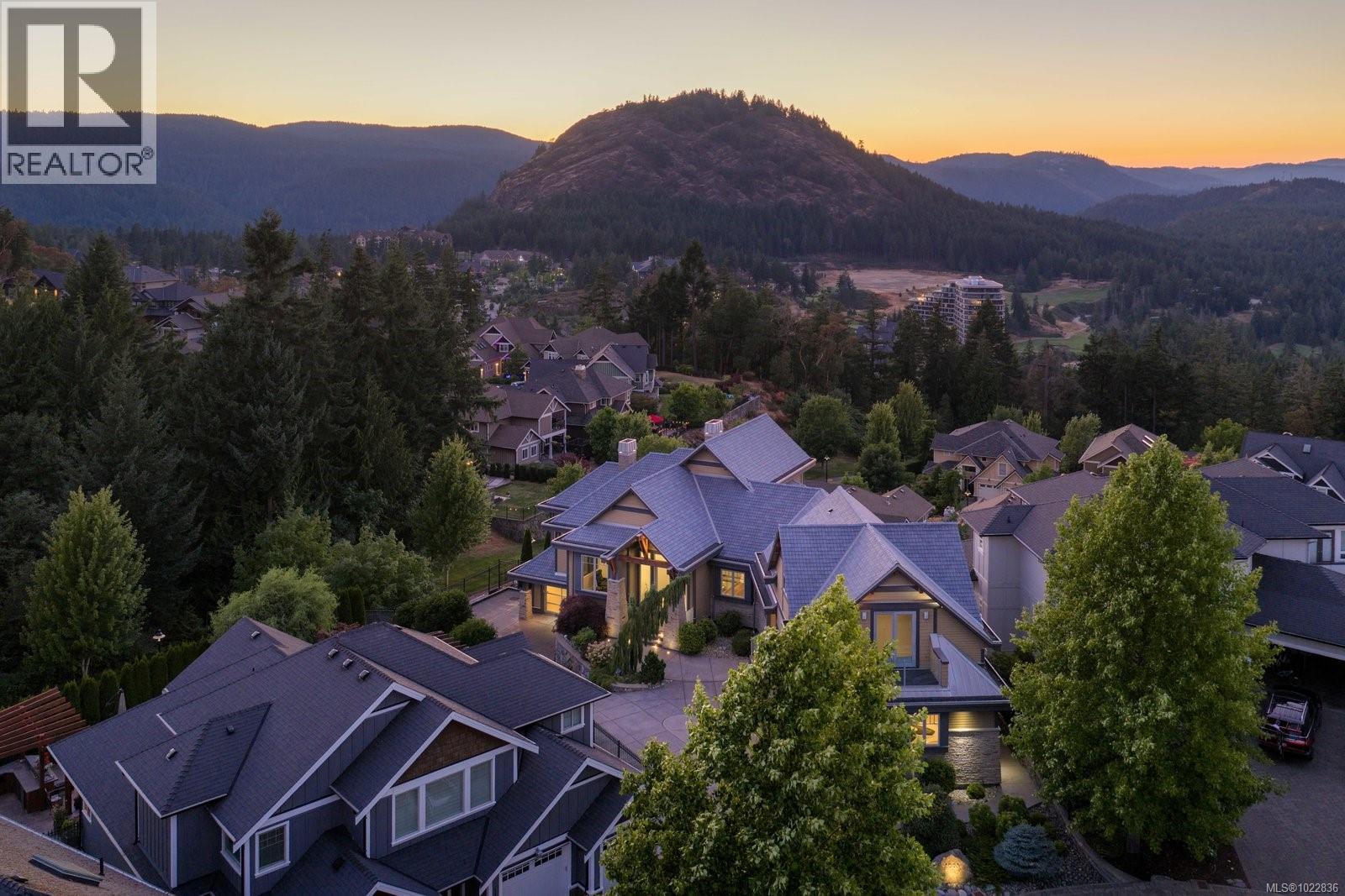  1098 Bearspaw Plateau, Langford