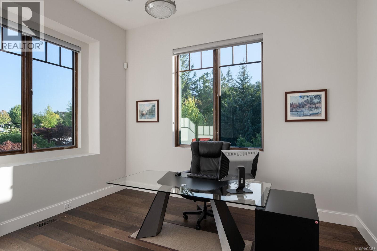  1098 Bearspaw Plateau, Langford