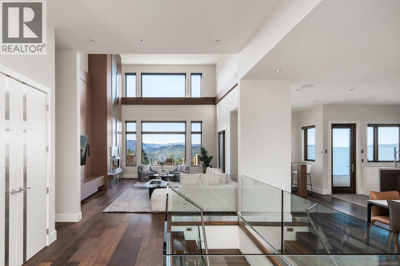  1098 Bearspaw Plateau, Langford