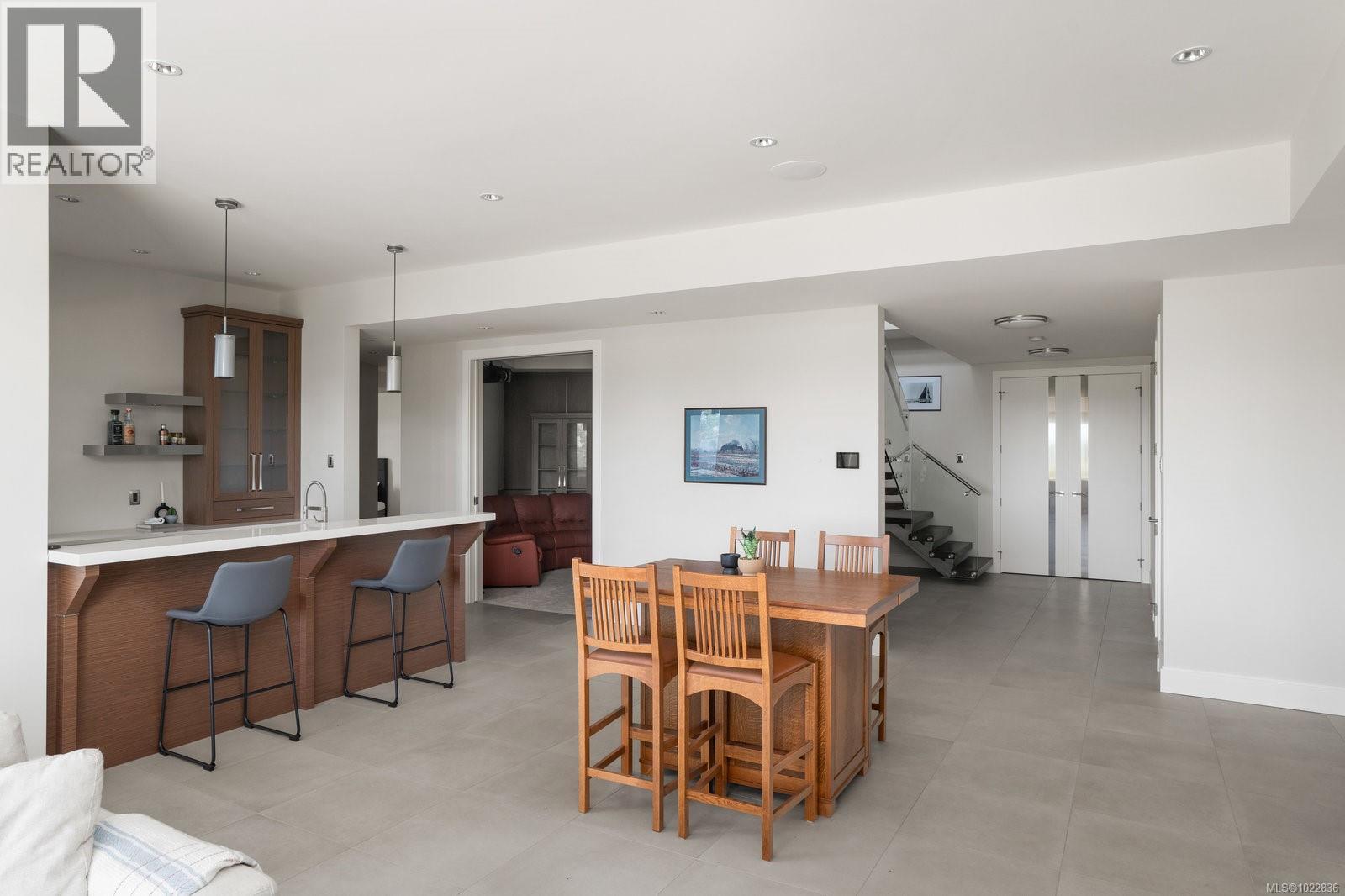  1098 Bearspaw Plateau, Langford