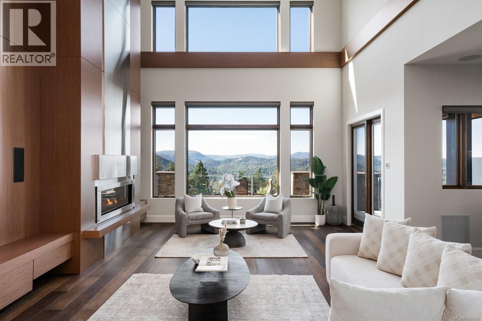  1098 Bearspaw Plateau, Langford