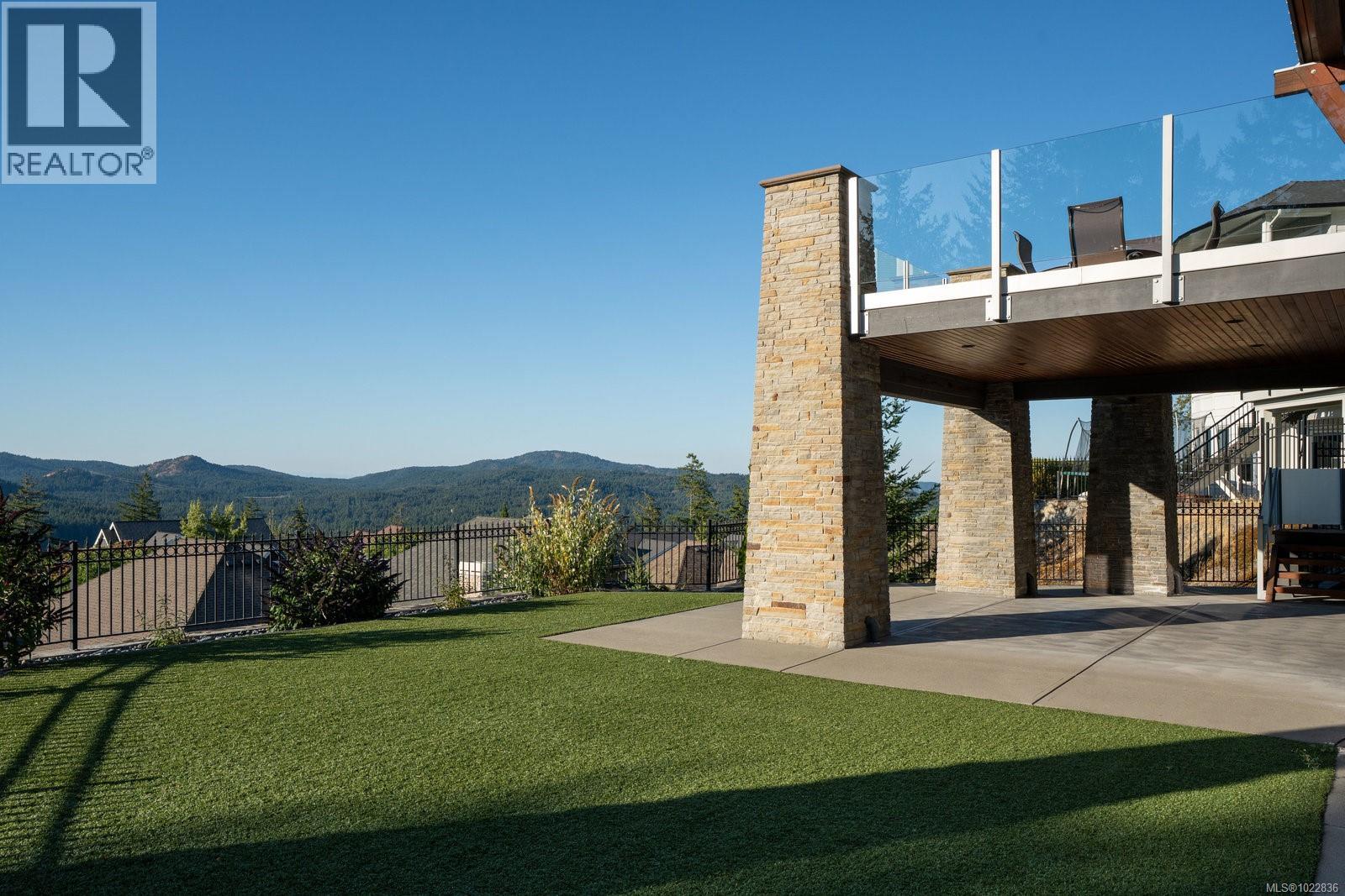  1098 Bearspaw Plateau, Langford