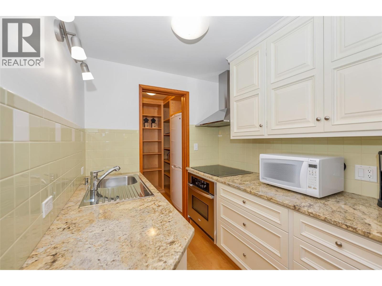 202 Stepping Stones Crescent - 49
