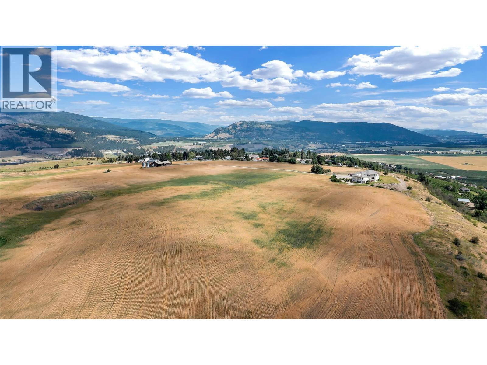  202 Stepping Stones Crescent, Spallumcheen