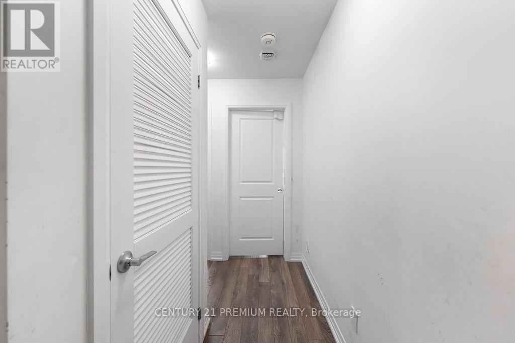 2635 William Jackson Unit 715 photo 5